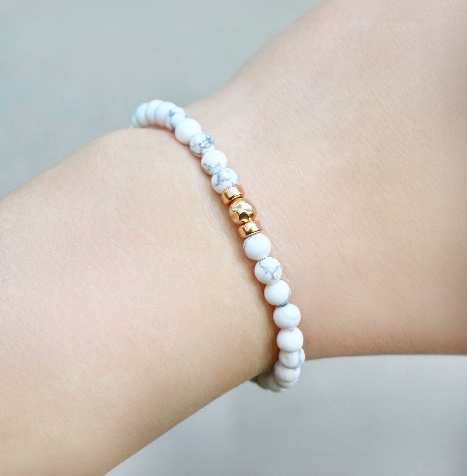 Dainty Empowered Bracelet | Howlite