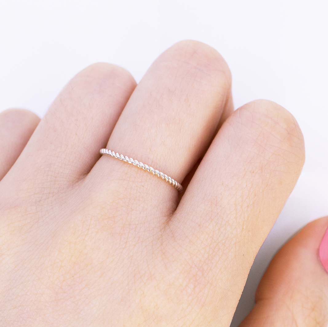 Dainty Silver Twisted Ring