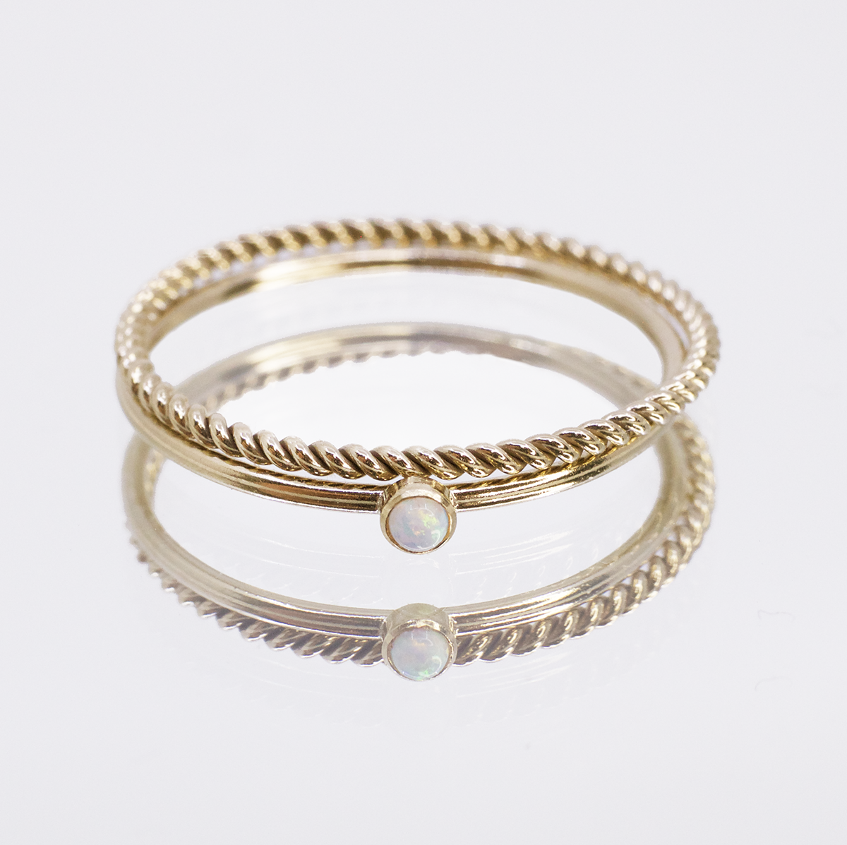 Dainty Gold Twisted Ring