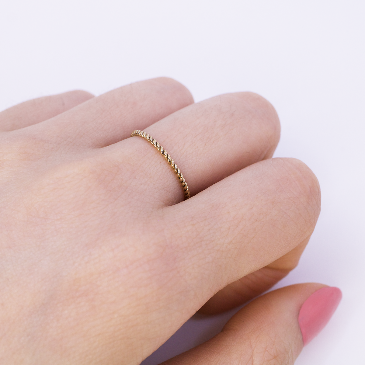 Dainty Gold Twisted Ring