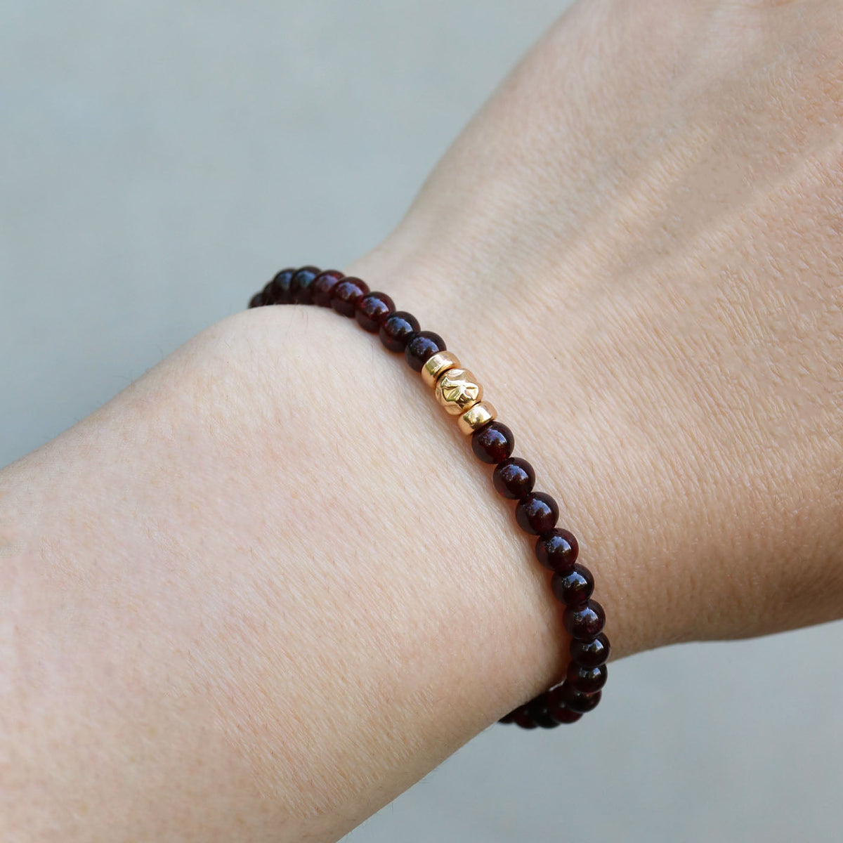 Dainty Empowered Bracelet | Garnet