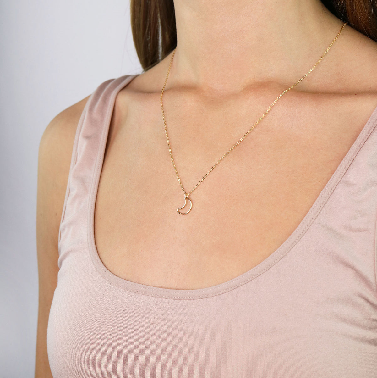 Crescent Moon Necklace | Gold