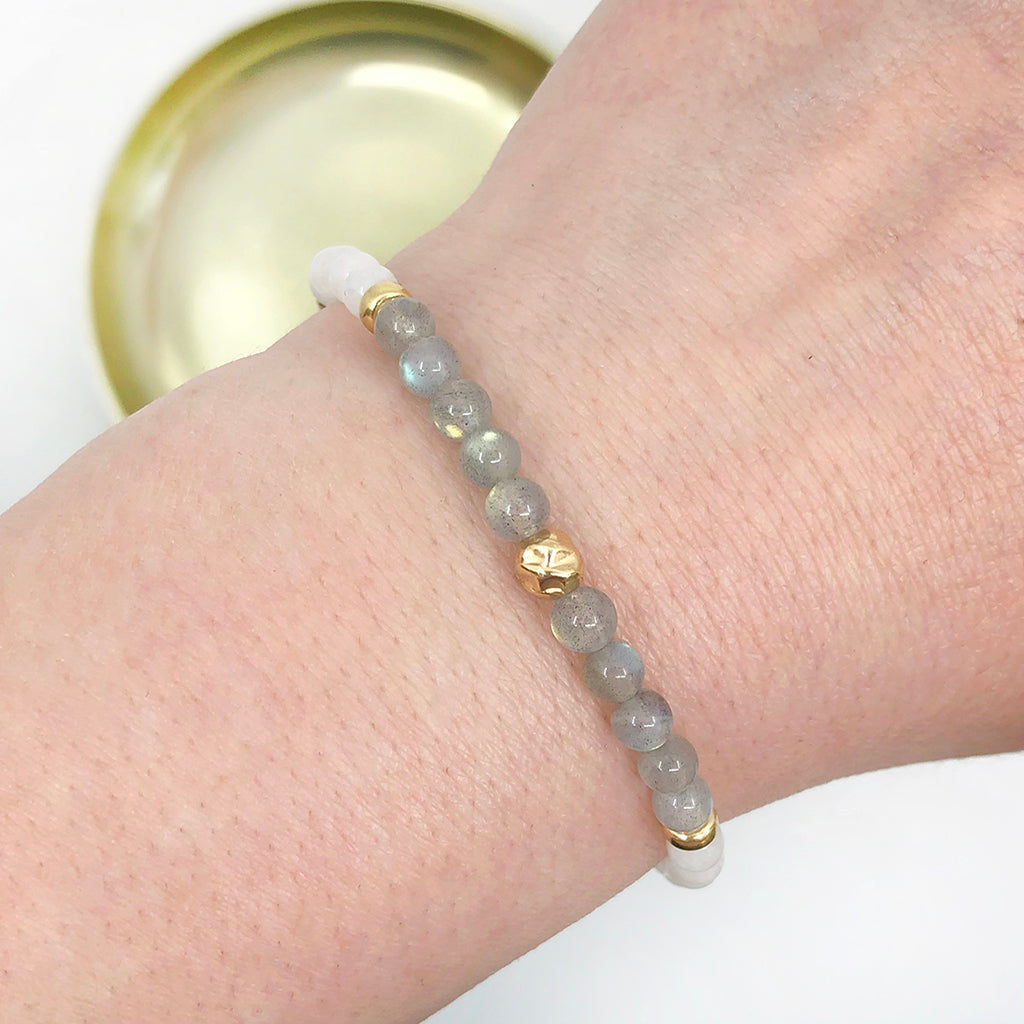 Dainty Aligned Luxe Bracelet | Labradorite & Moonstone