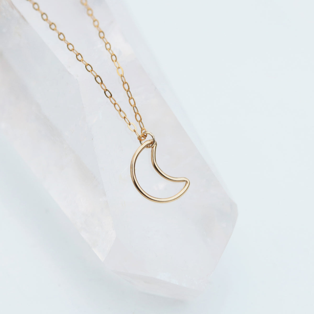 Crescent Moon Necklace | Gold