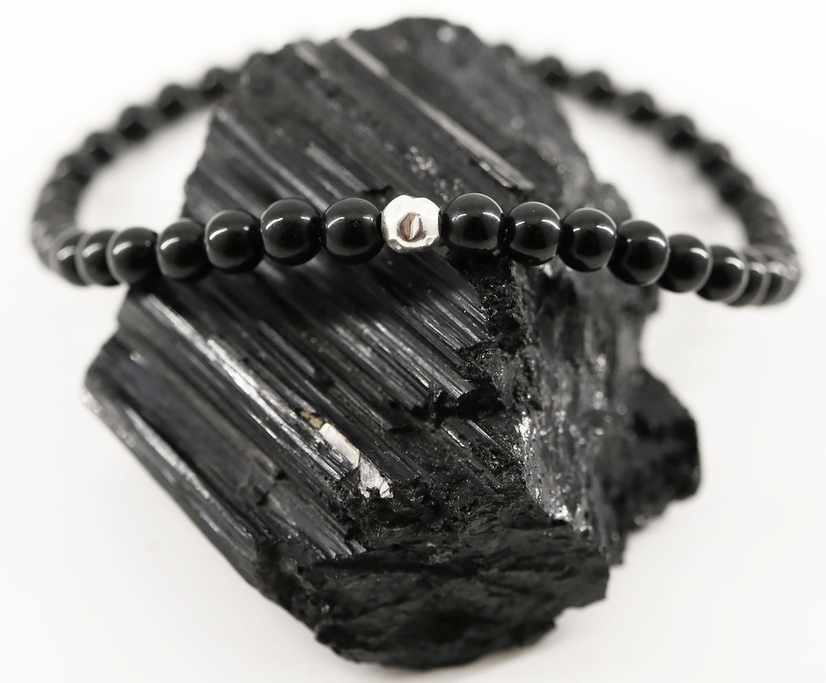 Dainty Protection Bracelet | Onyx