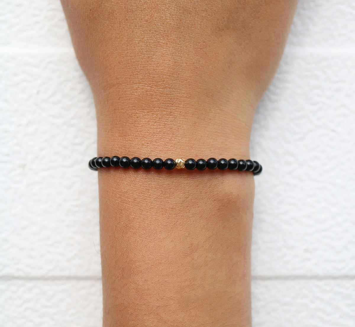 Dainty Protection Bracelet | Onyx